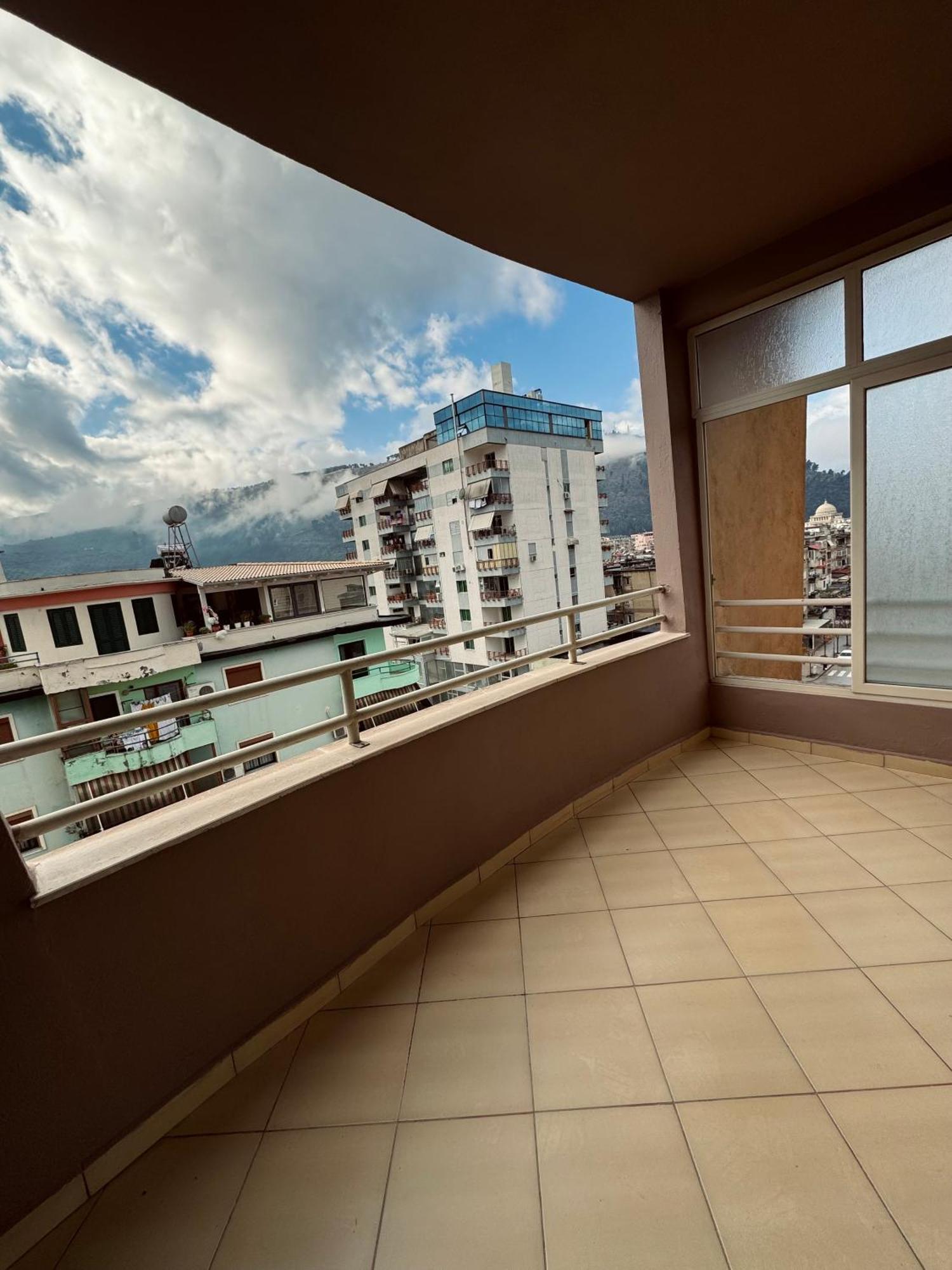 Blehami_Entire_Apartment เบราท ภายนอก รูปภาพ